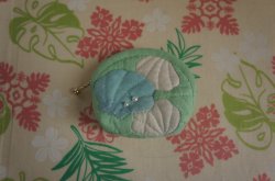 画像1: シェルのミニポーチ(ミントグリーン)