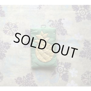 画像: パイナップルのチャームポーチキット